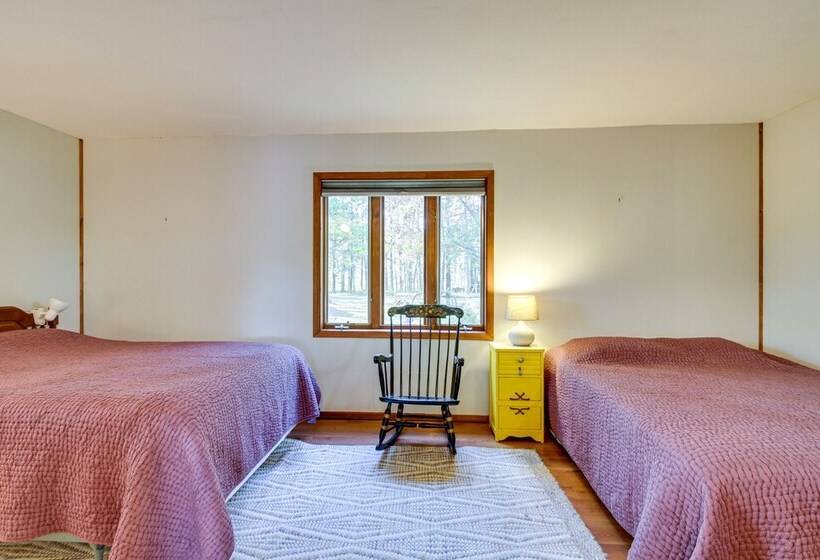 Lakefront Park Rapids Cabin W/ Grill & Fire Pit!