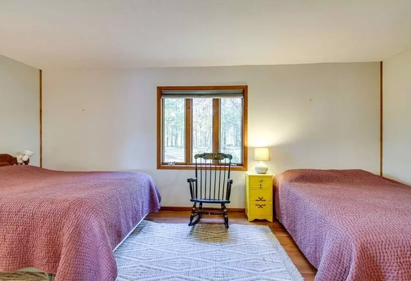 Lakefront Park Rapids Cabin W/ Grill & Fire Pit!