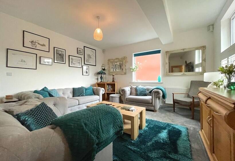 ペンション Lovely Comfortable 3br Property