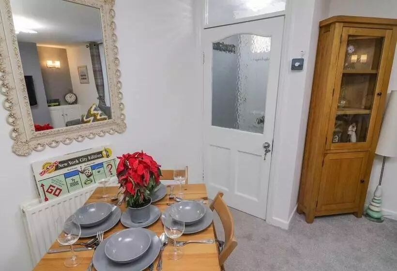 اقامتگاه Bay Cottage Morecambe Beach 4 Berth 2 Bedrooms