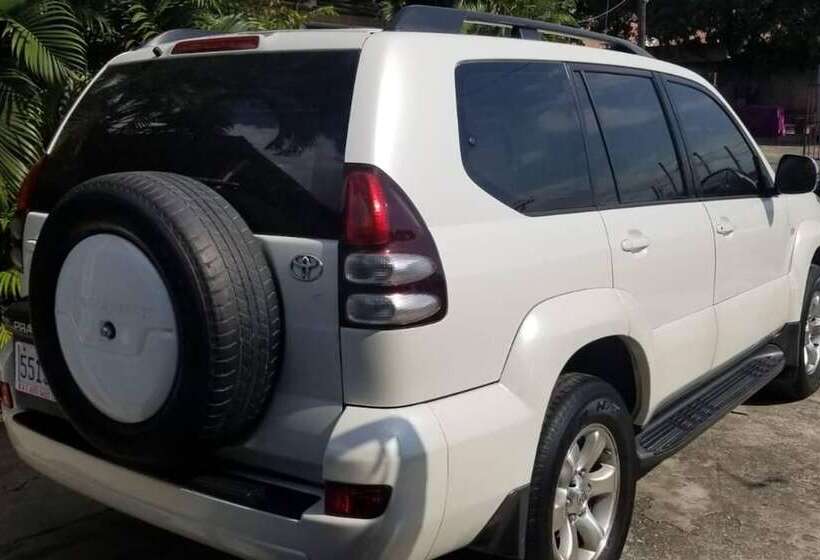 اقامتگاه Captivating 2 Bed Town House In Kingston