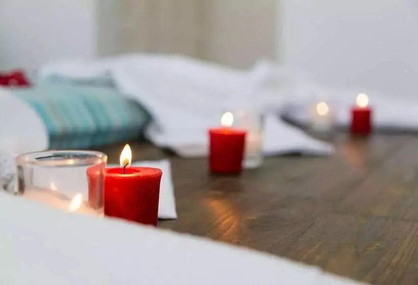 اقامتگاه Captivating 2 Bed Town House In Kingston