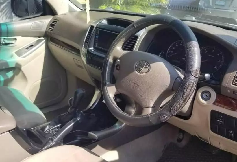 اقامتگاه Captivating 2 Bed Town House In Kingston