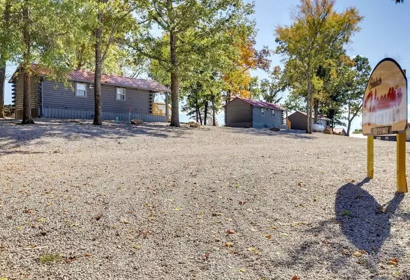 Rustic Caledonia Cabin Near State Parks & Boating!