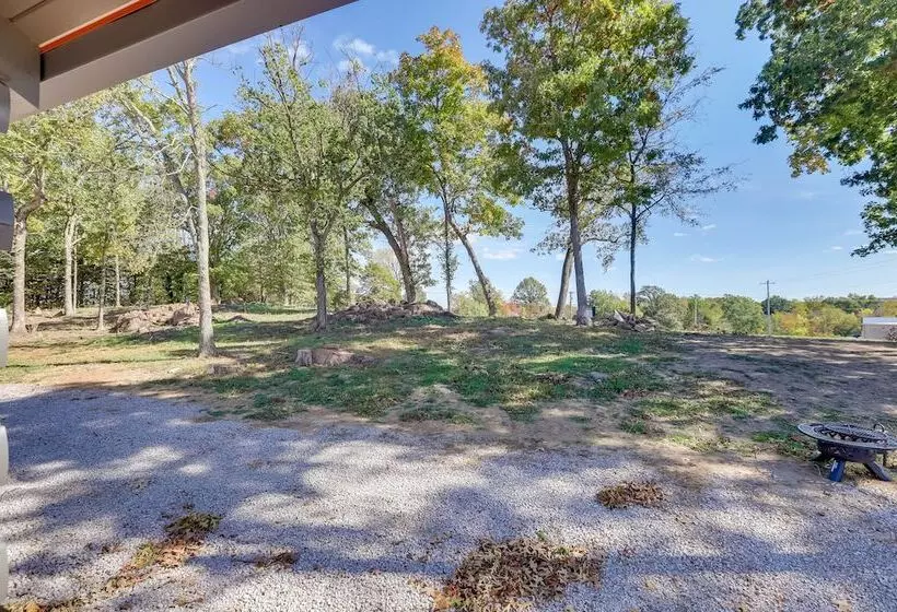 Rustic Caledonia Cabin Near State Parks & Boating!