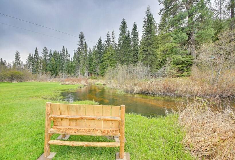 Scenic Priest Lake Vacation Rental: Deck + Views!