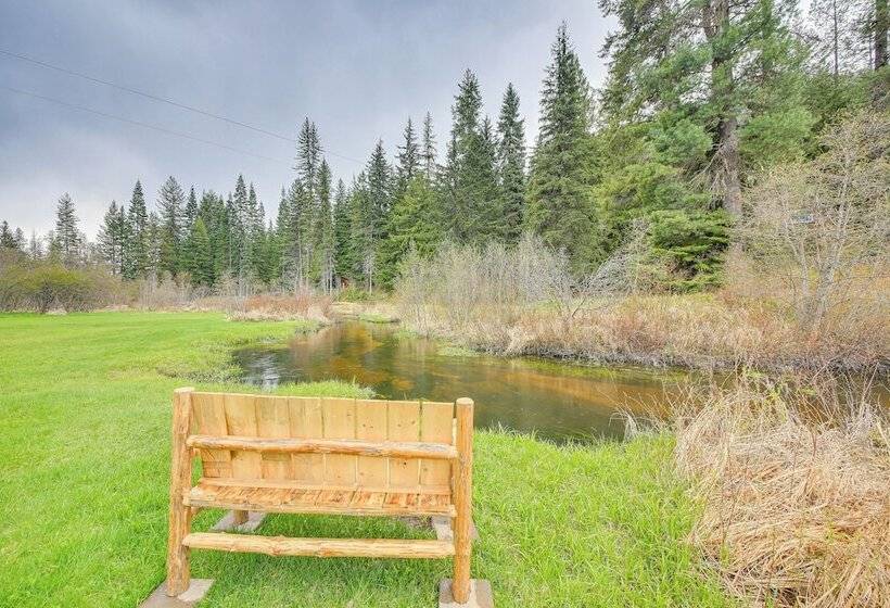 Scenic Priest Lake Vacation Rental: Deck + Views!