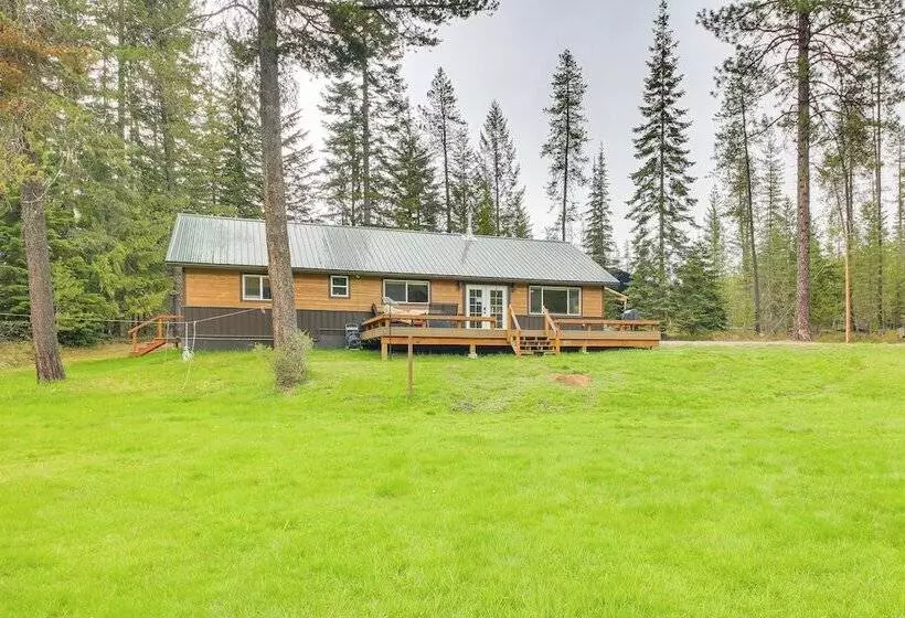 Scenic Priest Lake Vacation Rental: Deck + Views!