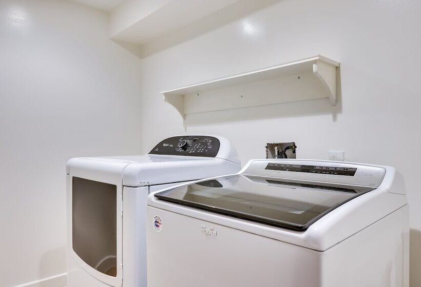 Serene San Anselmo Hideaway W/ Private Hot Tub!