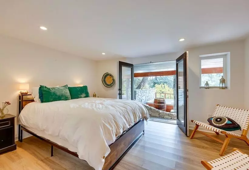 Serene San Anselmo Hideaway W/ Private Hot Tub!