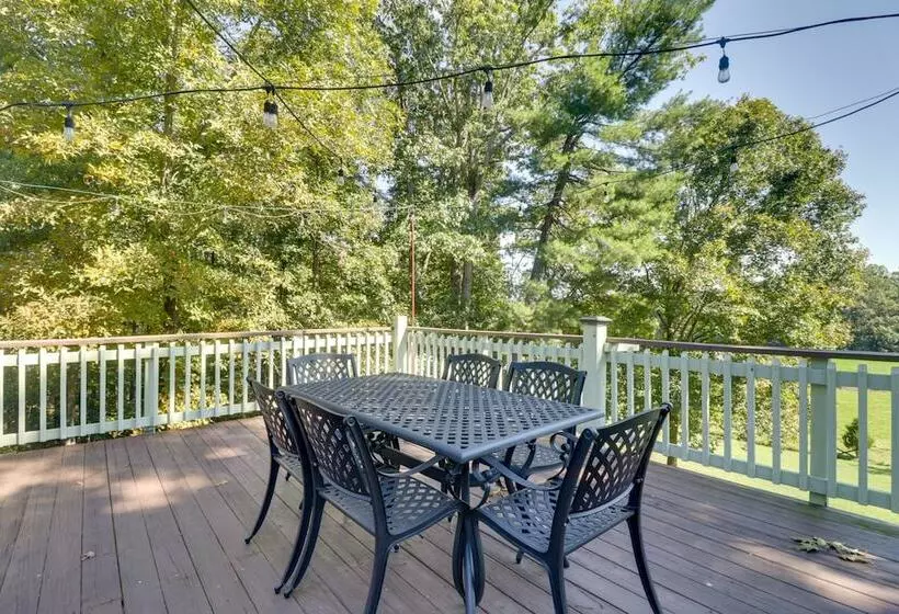 Spacious Family Friendly Virginia Home On 5 Acres!