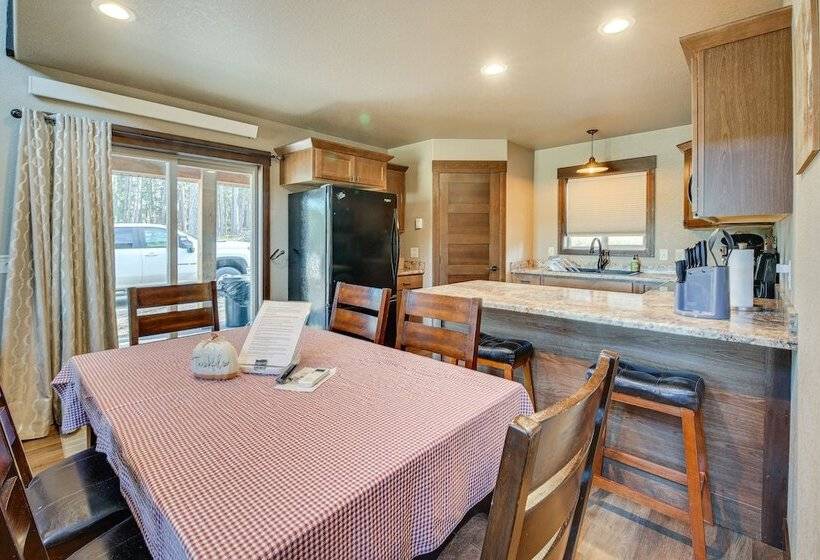 Spacious Sturgis Cabin W/ Grill & Wraparound Patio