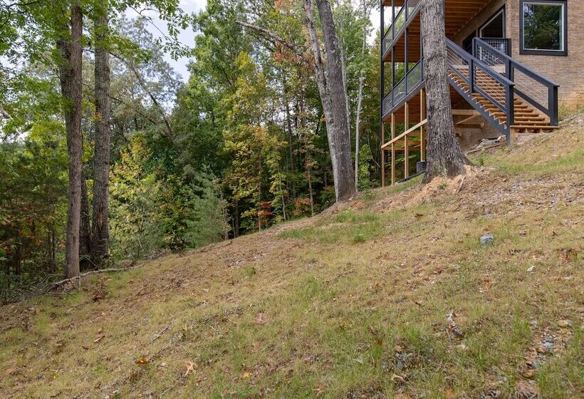 Splashing In The Breeze