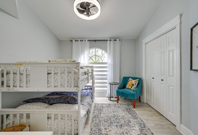 Stunning Naples Home W/ Pool, Patio, Water Views