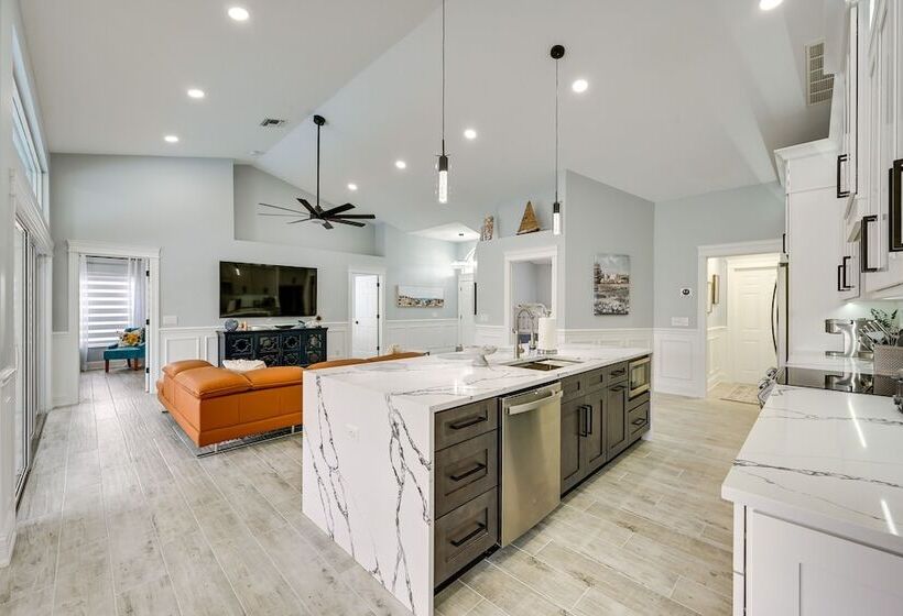 Stunning Naples Home W/ Pool, Patio, Water Views