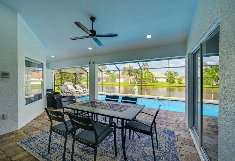 Stunning Naples Home W/ Pool, Patio, Water Views