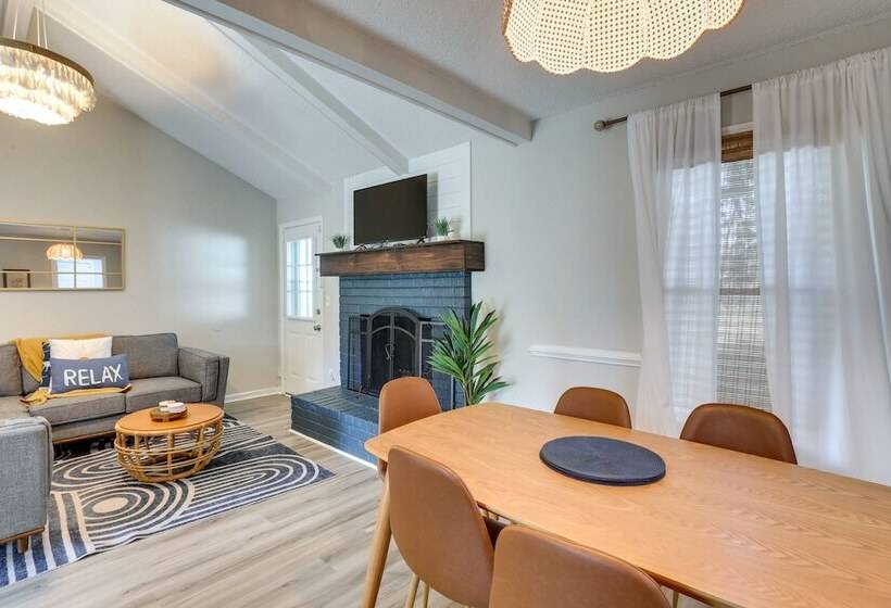 Summerville Vacation Rental: 4 Mi To Downtown!