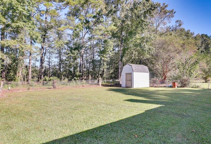 Summerville Vacation Rental: 4 Mi To Downtown!