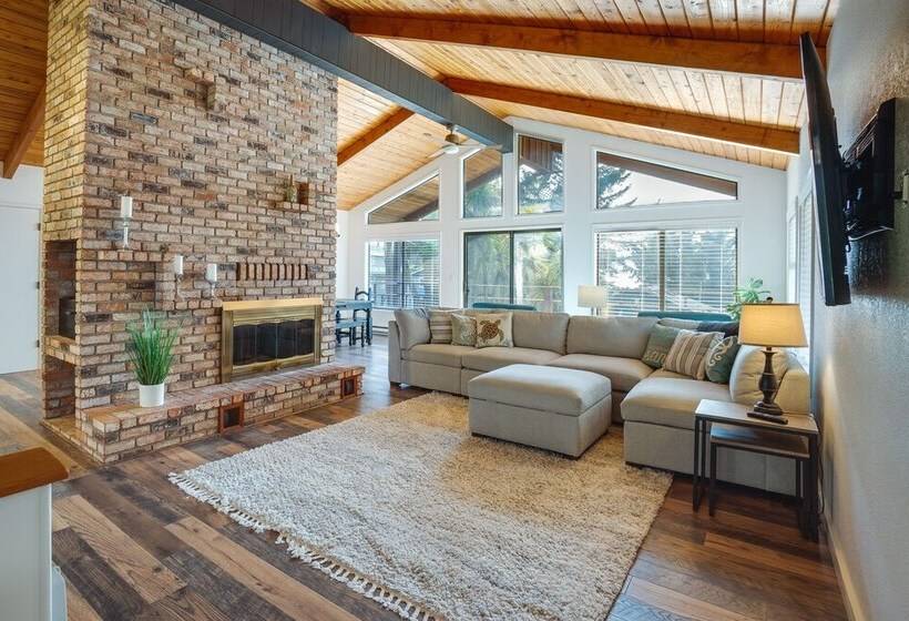 Tree Lined Gold Beach Retreat W/ Multiple Decks!