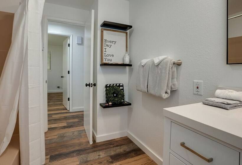 Tree Lined Gold Beach Retreat W/ Multiple Decks!