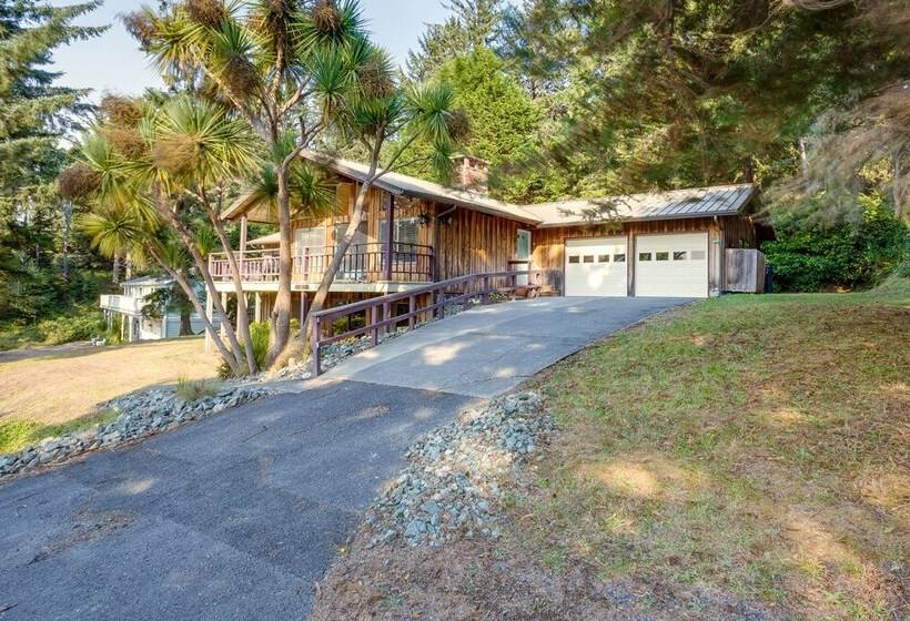 Tree Lined Gold Beach Retreat W/ Multiple Decks!