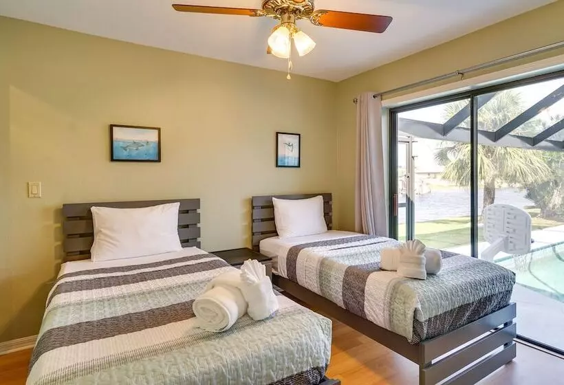 Waterfront Cape Coral Vacation Home W/ Lanai!