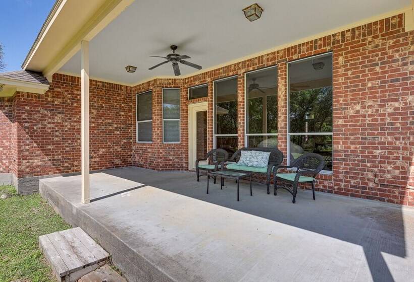 Waterfront Hitchcock Retreat W/ Kayaking Dock