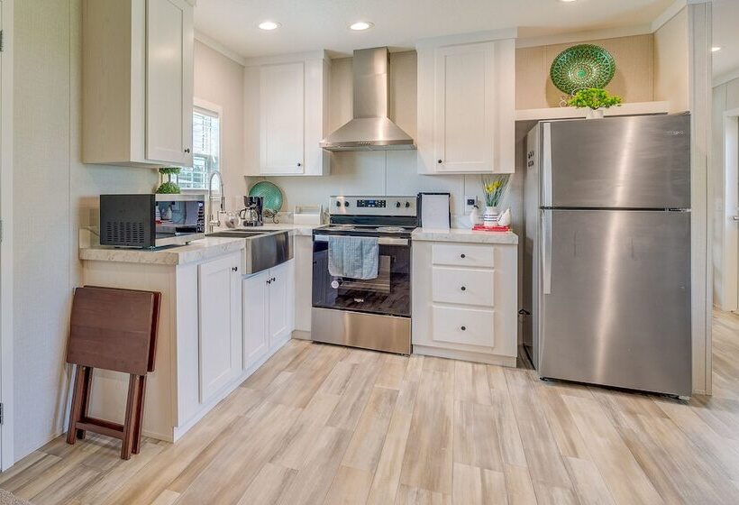 Brooksville Home W/ Fenced Yard 14 Mi To Coast!