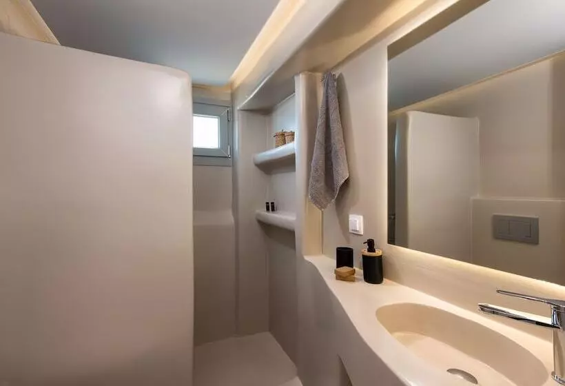 Caval Residences
