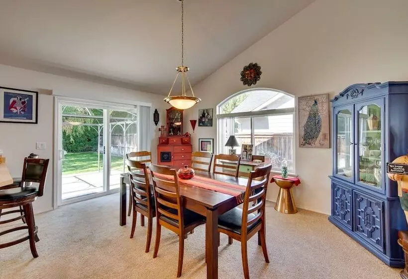 Central Washington Home ~ 6 Mi To Downtown Yakima