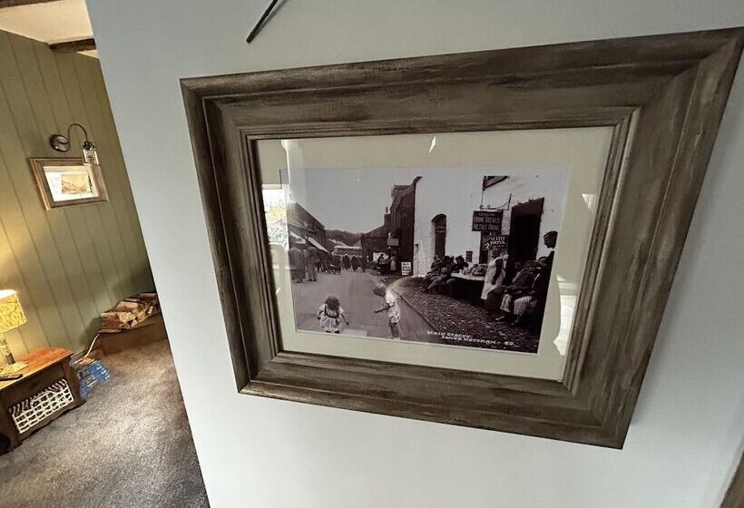 Historic 1601 Nettle Cottage Near Lake District