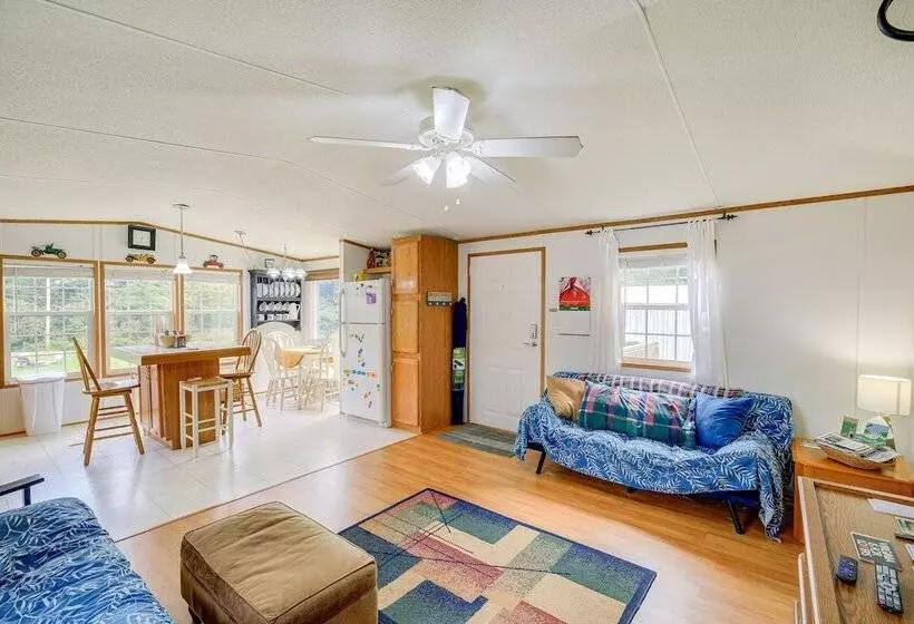 Creekfront Max Meadows Mobile Home With Deck!