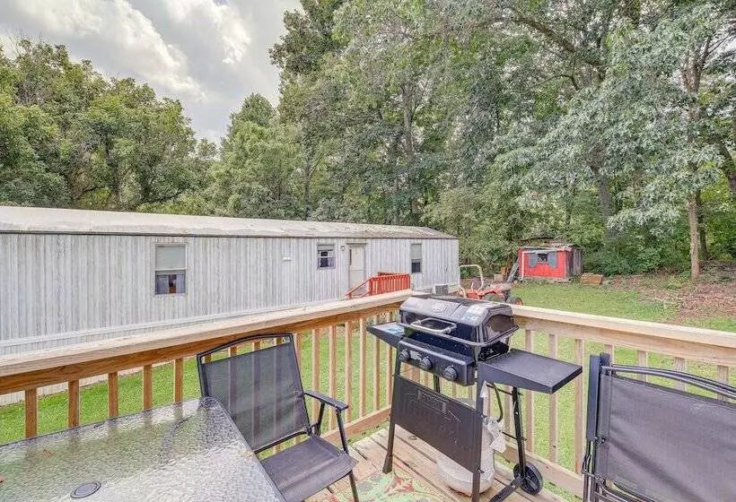 Creekfront Max Meadows Mobile Home With Deck!