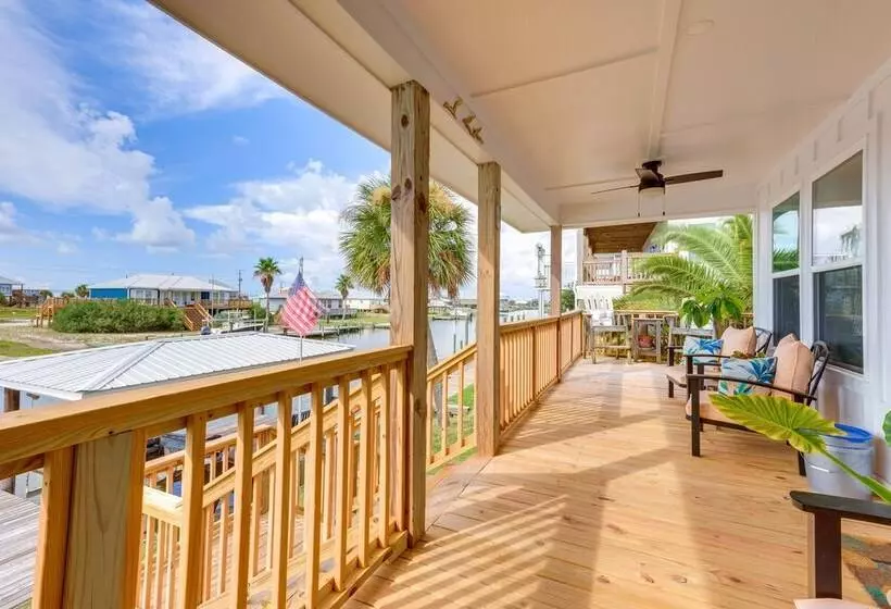 Dauphin Island Vacation Rental: Close To Beaches!