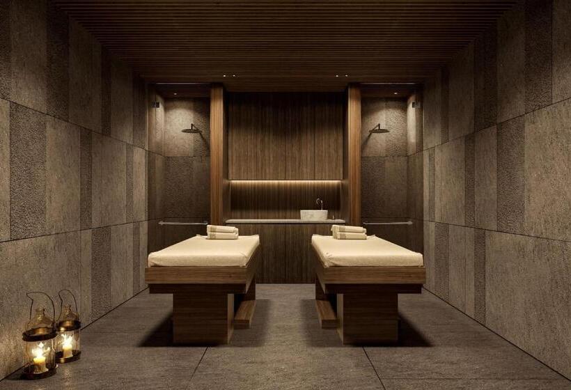 Dorothea Hotel, Budapest, Autograph Collection