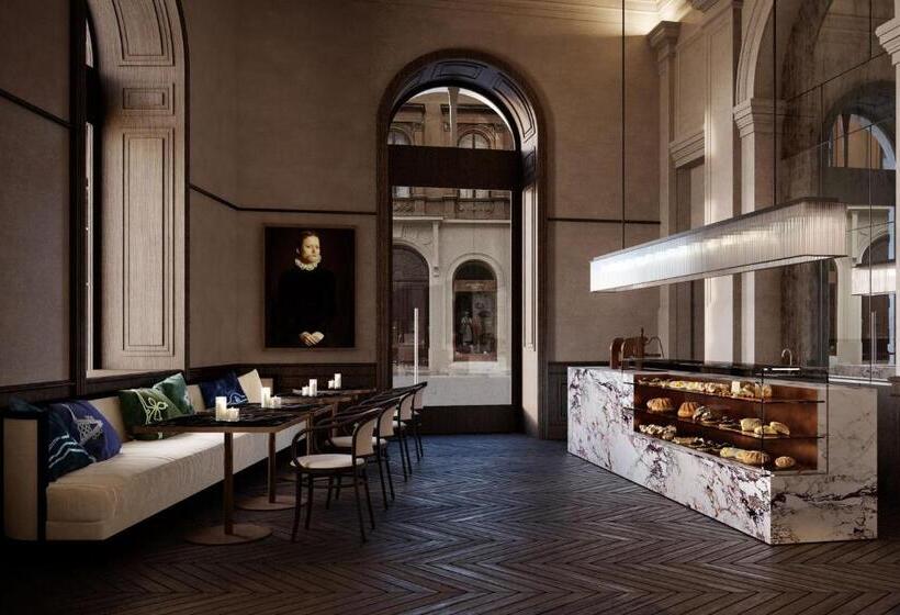 Dorothea Hotel, Budapest, Autograph Collection