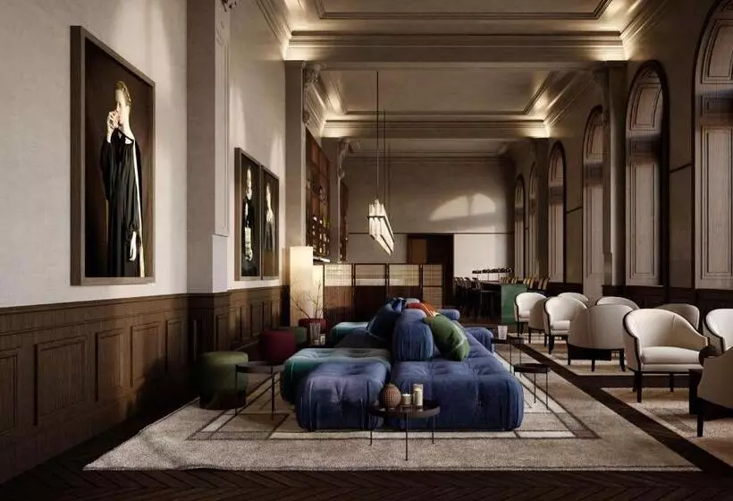 Dorothea Hotel, Budapest, Autograph Collection