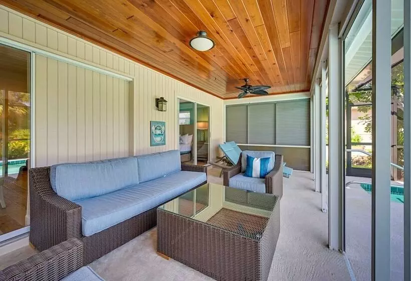 Englewood Oasis W/ Screened Lanai + Outdoor Pool!