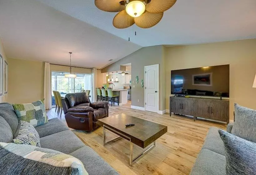 Englewood Oasis W/ Screened Lanai + Outdoor Pool!