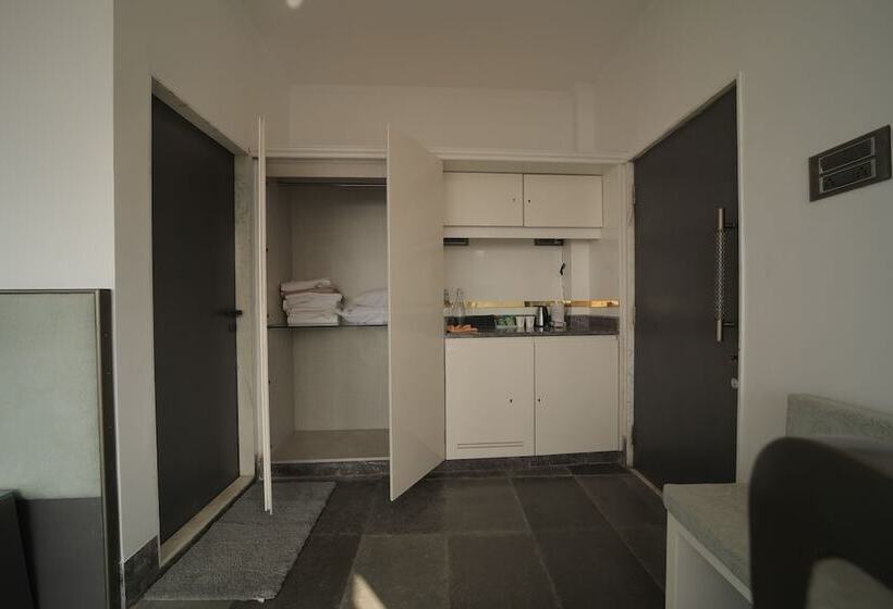 酒店 360 South, Khandala