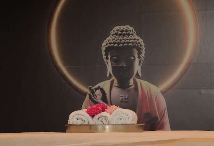 酒店 360 South, Khandala