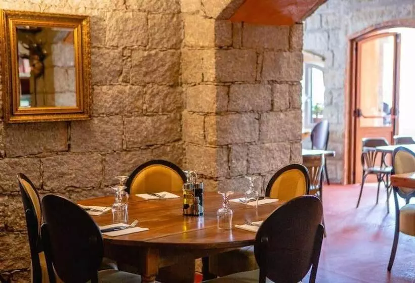 ホテル Auberge U N Antru Versu