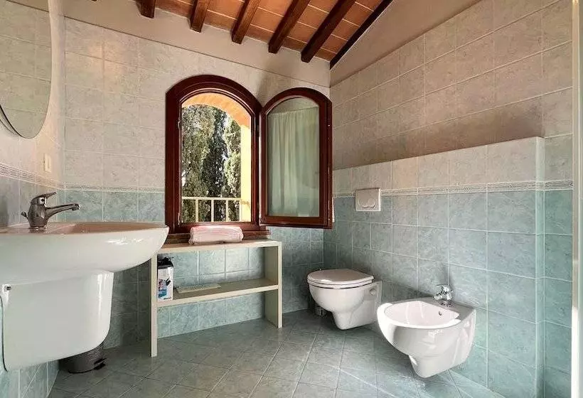 Hotelli Borgo Del Silenzio