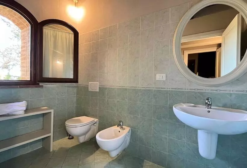 Hotelli Borgo Del Silenzio