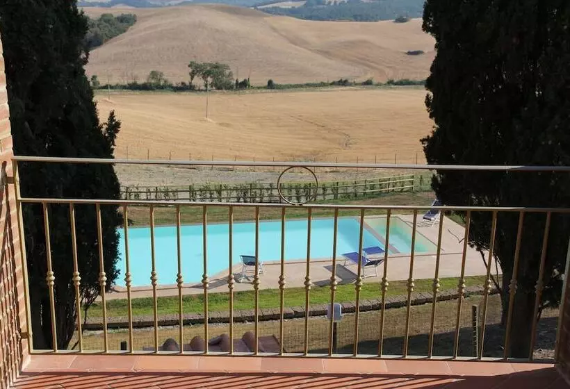 Hotelli Borgo Del Silenzio