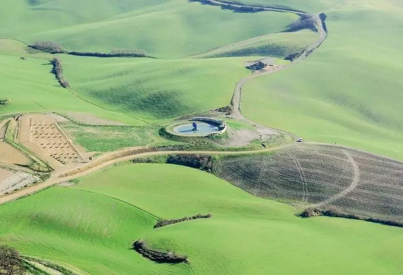 Hotelli Borgo Del Silenzio