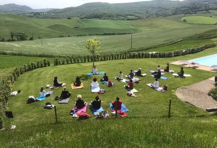 Hotelli Borgo Del Silenzio