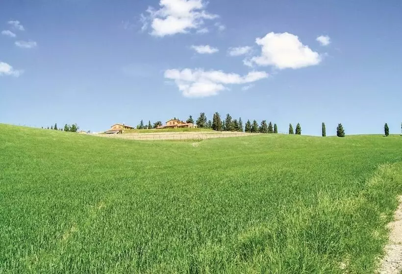 Hotelli Borgo Del Silenzio