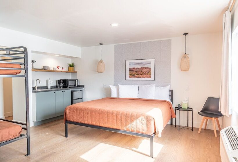 Otel Casitas At Capitol Reef