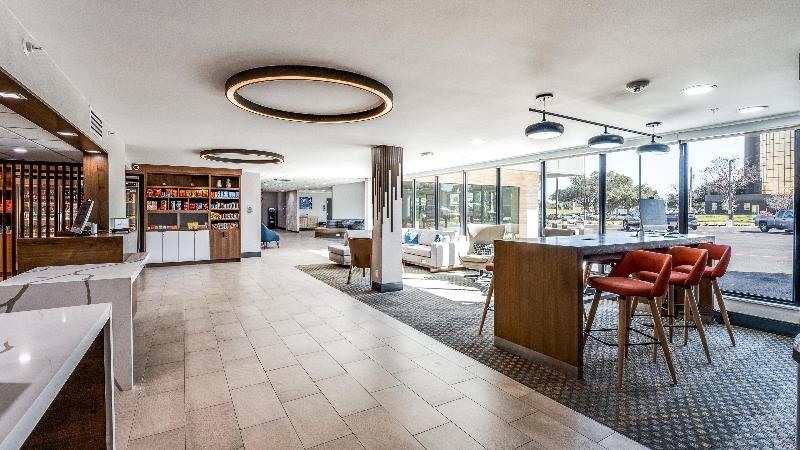 Отель Staybridge Suites Dallas Market Ctr Love Field, An Ihg